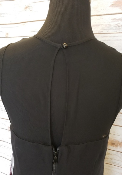 NWT- BETSEY JOHNSON Black and Mesh Size 8 - Picture 4 of 7